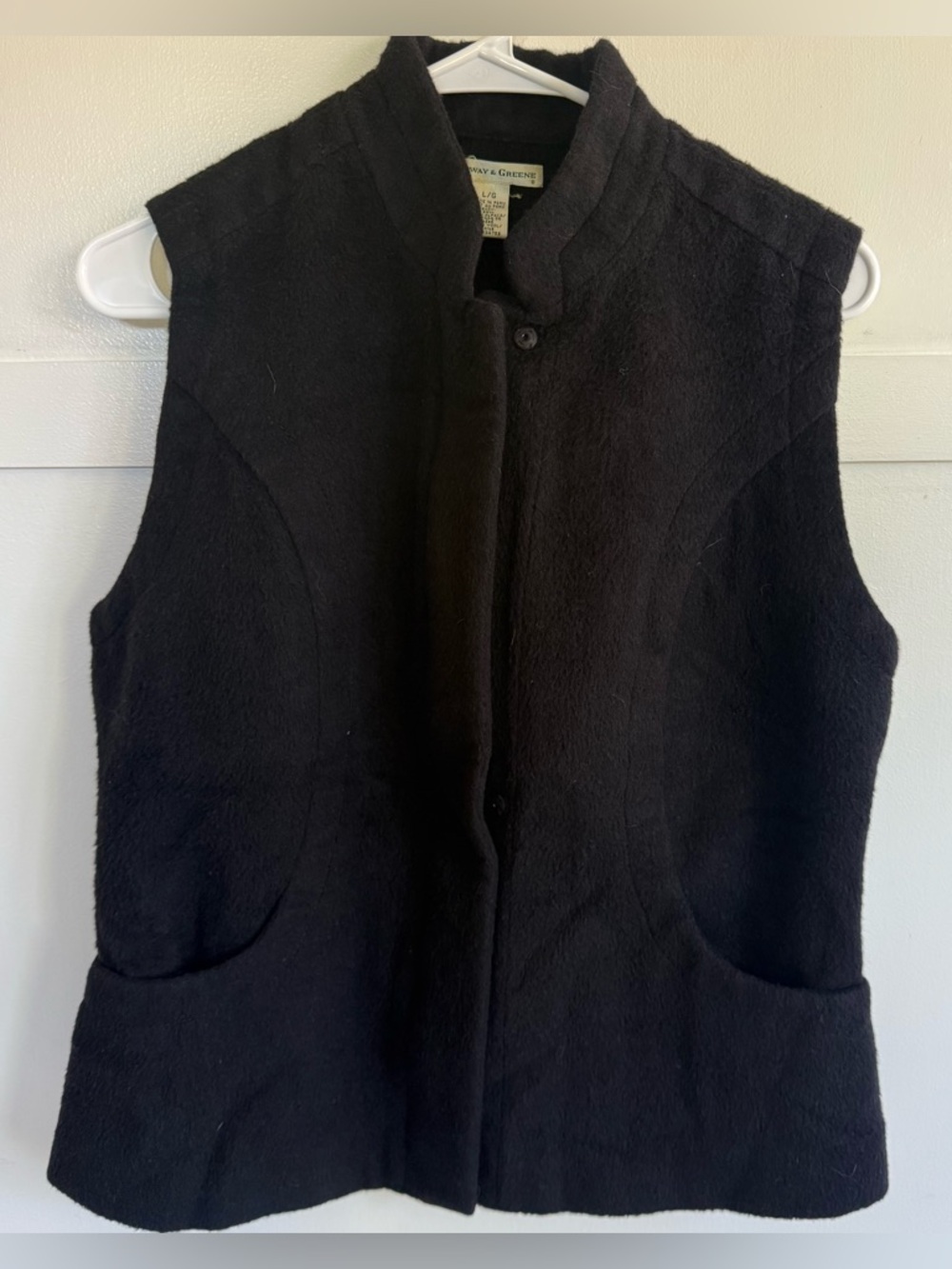 Fairway & Greene Baby Alpaca Wool Black Golf Vest Women's Sz Large Made in Peru